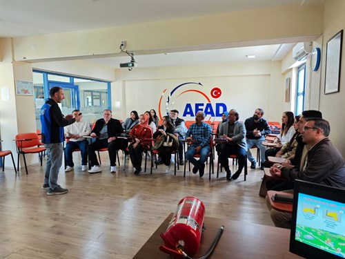 Sakarya’da İkamet Eden Yabancı Uyruklu Vatandaşlara Afet Farkındalık Eğitimi Verildi